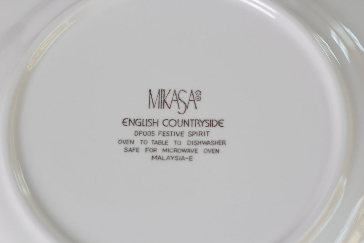 Set of 4 Vintage Mikasa Christmas Dinner Plates | English Countryside Festive Spirit DP005