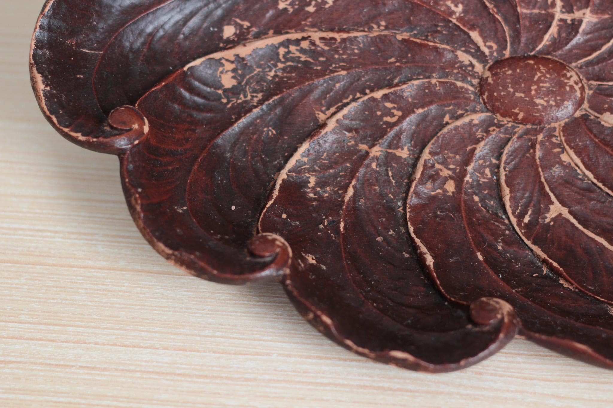 Vintage SyrocoWood Tray Flower Design
