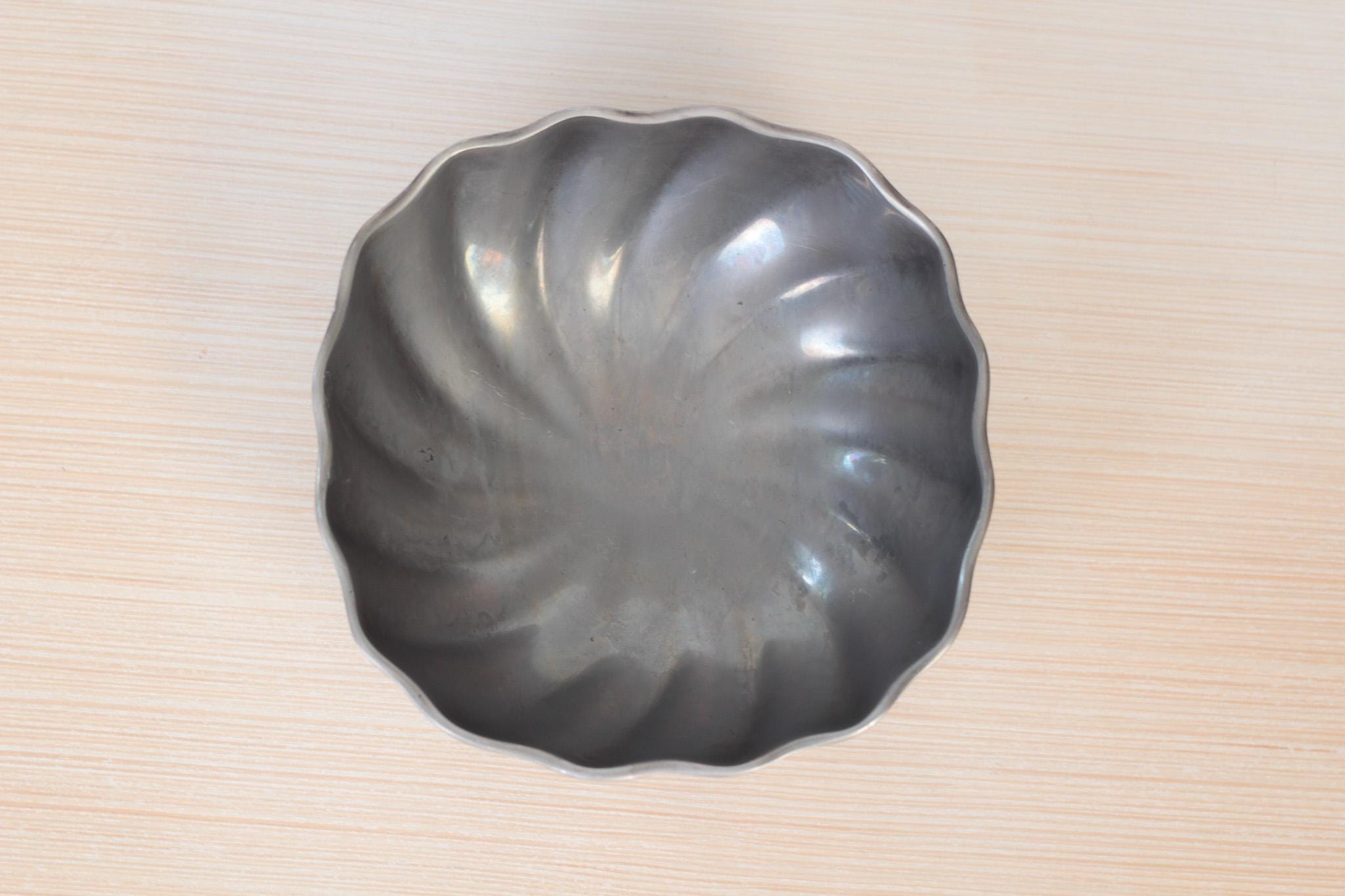 Vintage Wilton Armetale Fluted Bowl