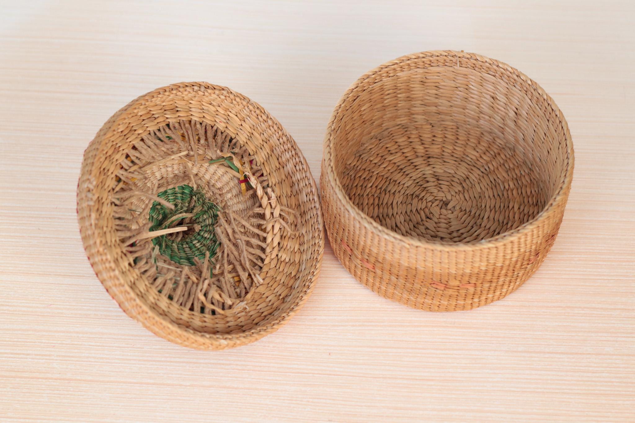 Vintage Handwoven Seagrass Lidded Basket