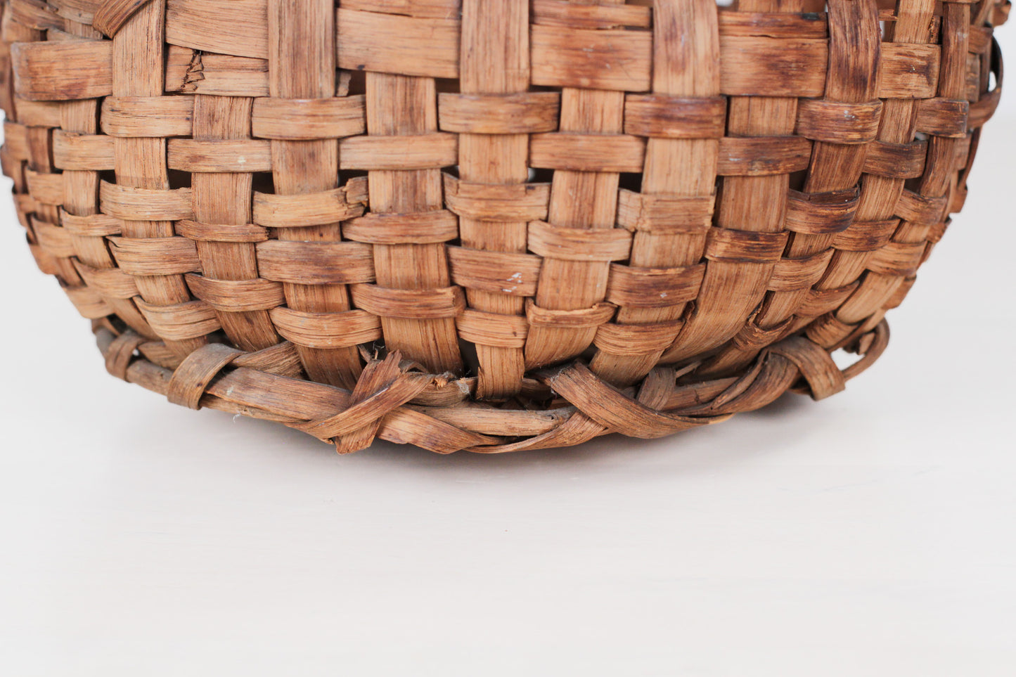 Antique Handwoven American Splint Gathering Basket
