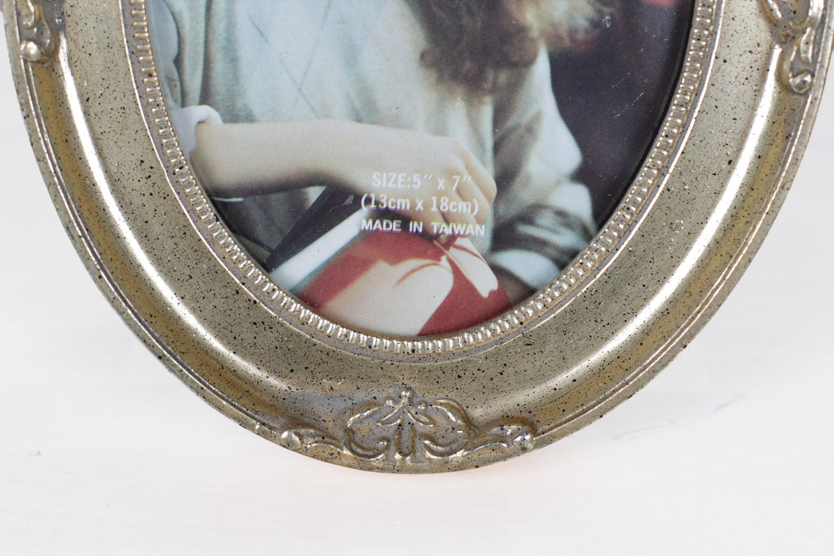 Vintage Ornate Oval Picture Frame