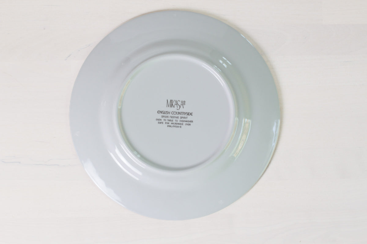 Set of 4 Vintage Mikasa Christmas Dinner Plates | English Countryside Festive Spirit DP005