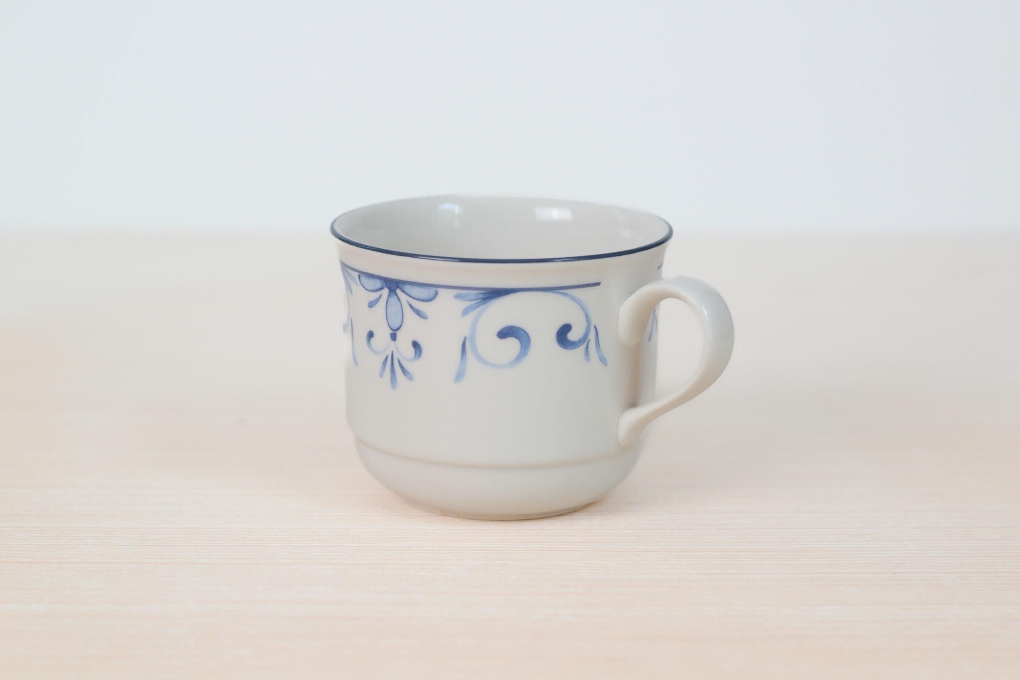 Vintage Lenox Chinastone Country Blue Tea Cup