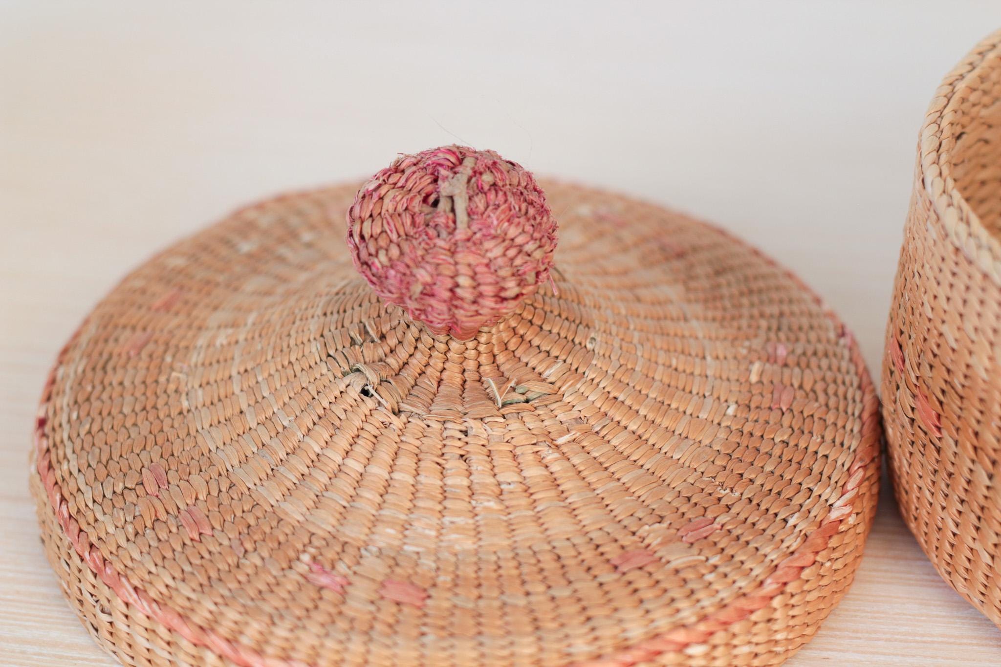 Vintage Handwoven Seagrass Lidded Basket