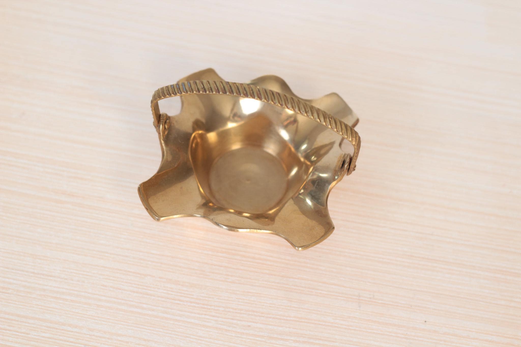 Vintage Mini Brass Basket Jewelry Dish, Midcentury Brass Decor