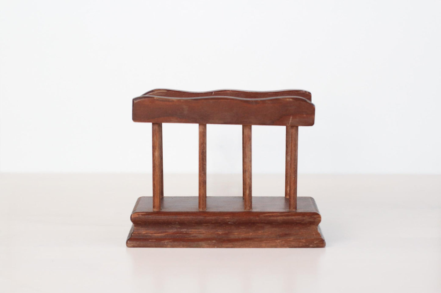 Vintage Wooden Tabletop Napkin Holder with Scalloped Edge