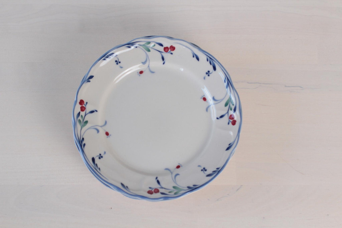 Vintage Epoch Berry Grove Salad Plate | Cottage Floral Dinnerware