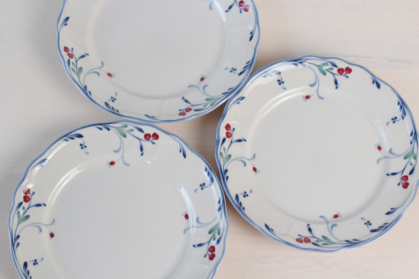 Vintage Epoch Berry Grove Salad Plate | Cottage Floral Dinnerware