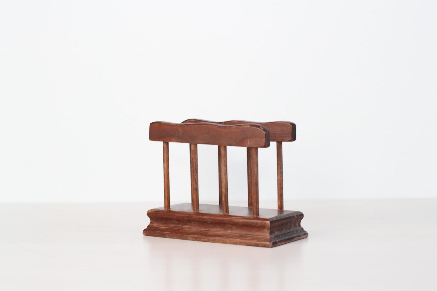 Vintage Wooden Tabletop Napkin Holder with Scalloped Edge