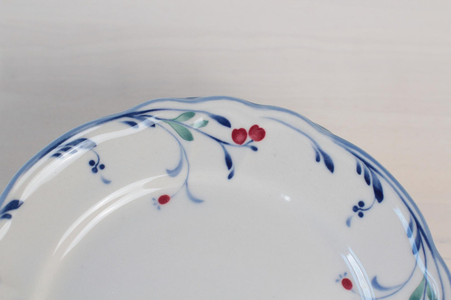 Vintage Epoch Berry Grove Salad Plate | Cottage Floral Dinnerware