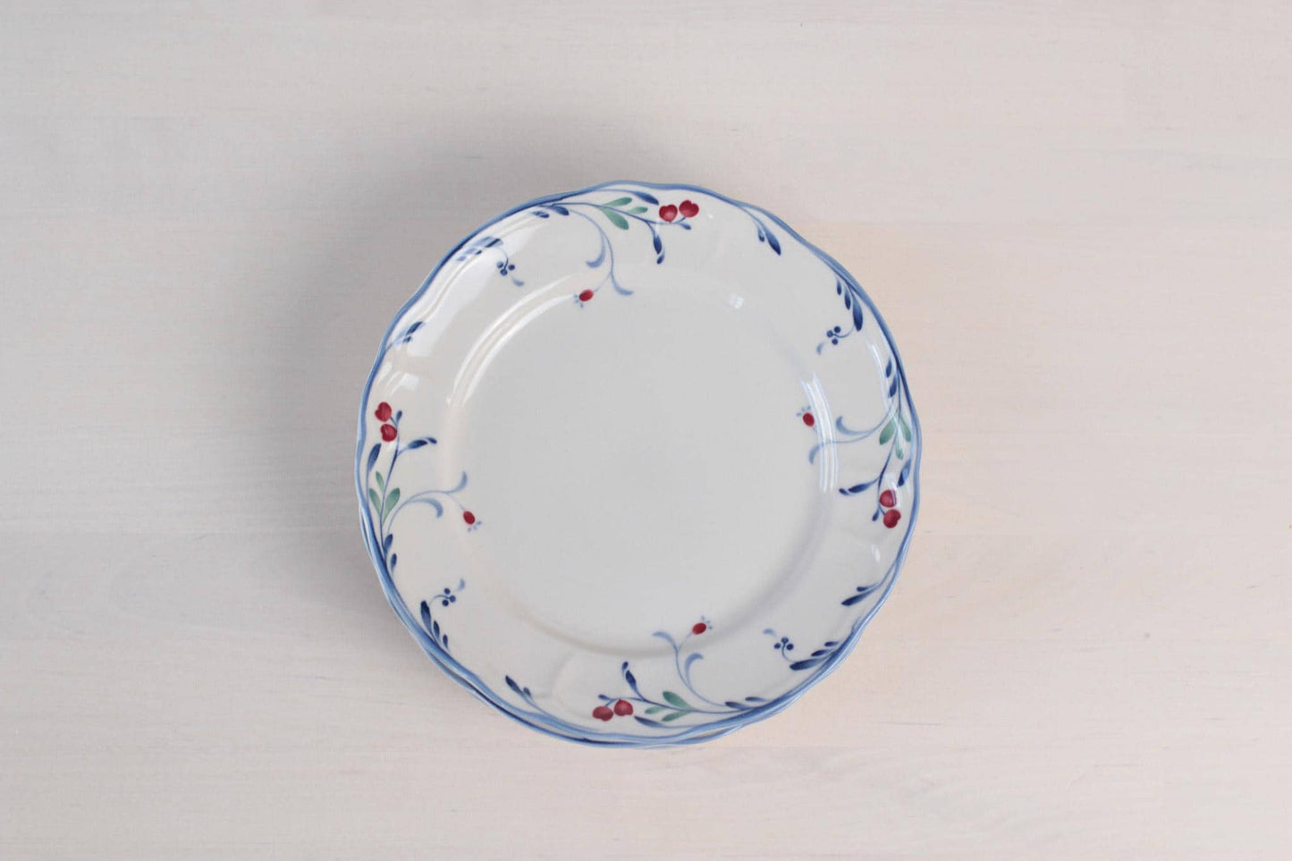 Vintage Epoch Berry Grove Salad Plate | Cottage Floral Dinnerware